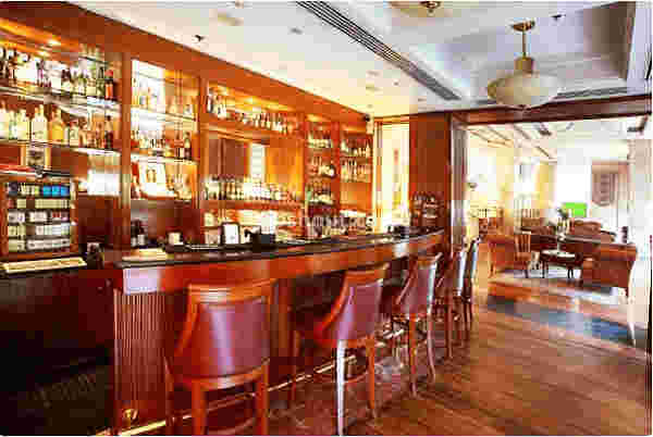 Interior of the lounge bar - sheraton new delhi hotel Saket