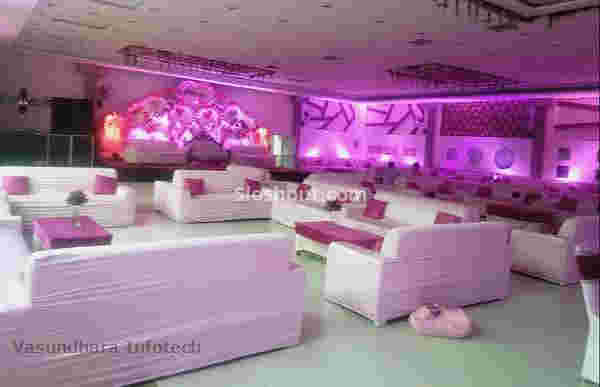 Outdoor Sitting Arrangement at Raj Vatika Banquet