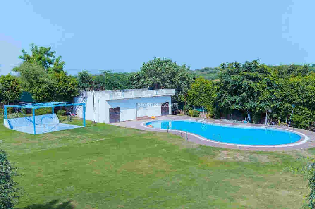 Rooftop Ambience Aravali Greens