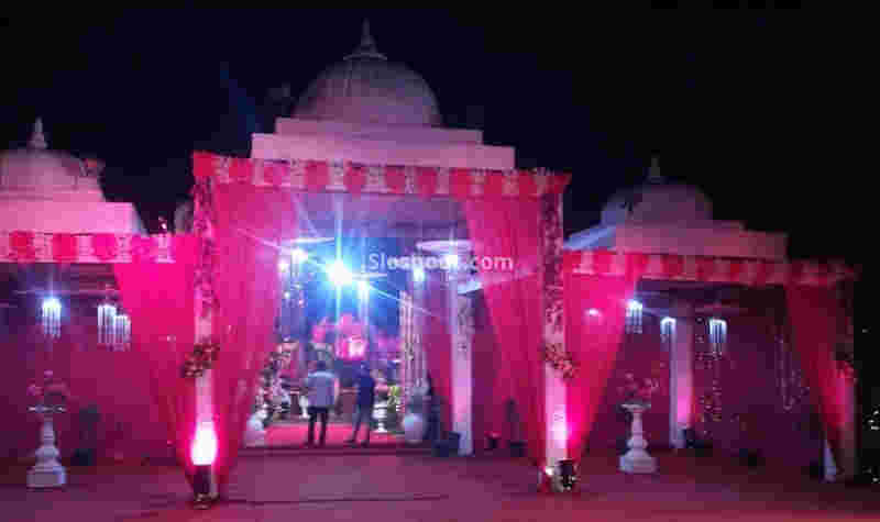 Rooftop Ambience Katyal Gardens