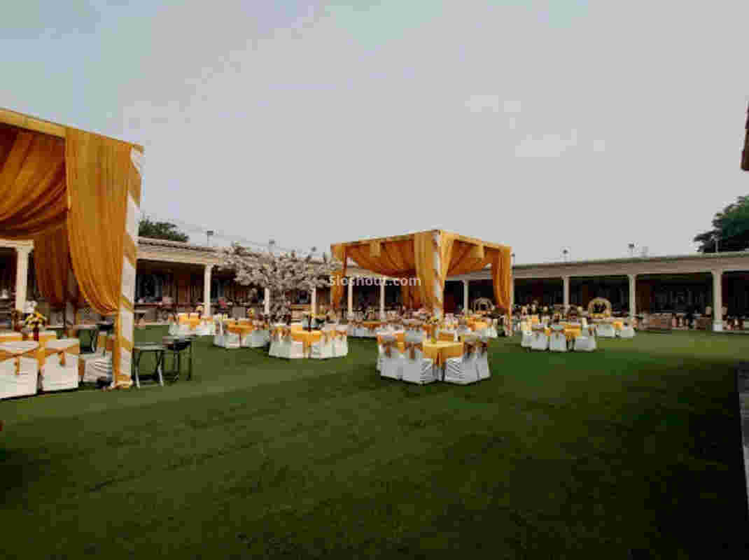 Seating Area of Milan Vatika
