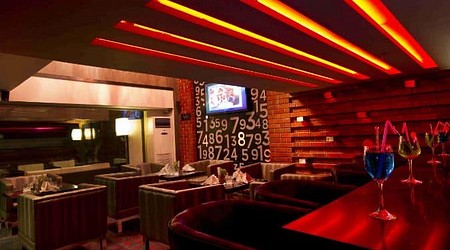 30 60 bar - the fern residency a perfect corporate party place