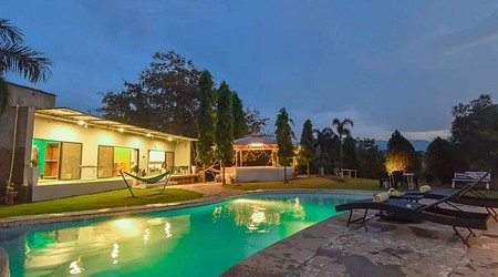 Farm 5642 | Farmhouse in Sector 35, Faridabad