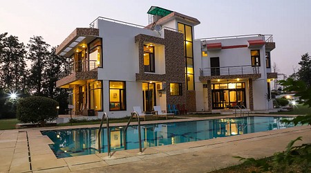 Farmhouse 4458 | Farmhouse in Sector 135, Noida