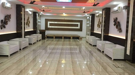 Majestic Hotel | Banquet Halls in Pandav Nagar, Ghaziabad