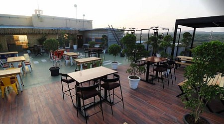 NH54 Bar And Grill | Restaurants in Sector-49, Faridabad