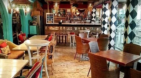 Ambience of Olive Bar & Kitchen