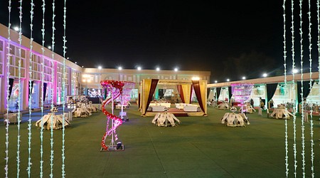 Bar Area at Golden Greens