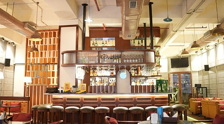Prate Lounge & Bar | Restaurants in Sector 67, Gurgaon