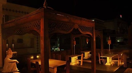 Bar Area at Puratan - Family Restaurant & Bar