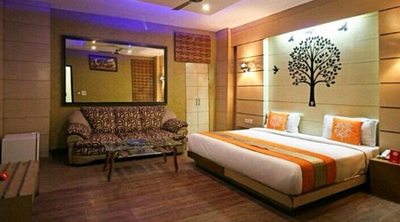 Bar Area at Raunak