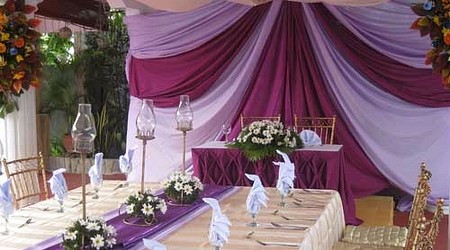 Bar Area at Riti Riwaz