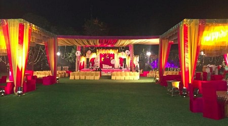 Bar Area at Ryans Garden