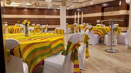 Bar Area at Stately Suites