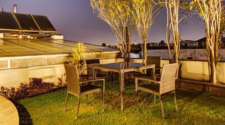 Bar Area at Treebo Amber