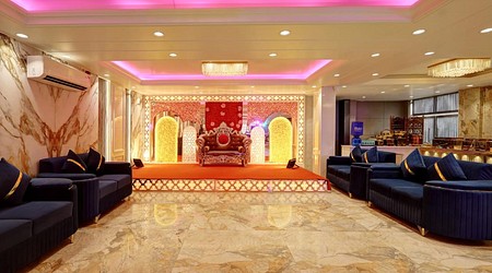 Birthday party at Elite Banquet hall Sector 70
