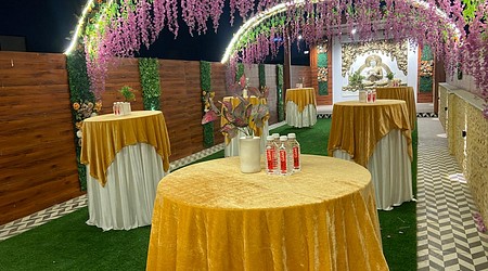 Birthday party at Flxho Banquet DLF Phase 3