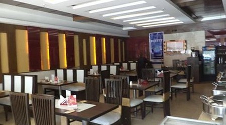 Birthday party at hangout - lounge bar Sector 35Â C