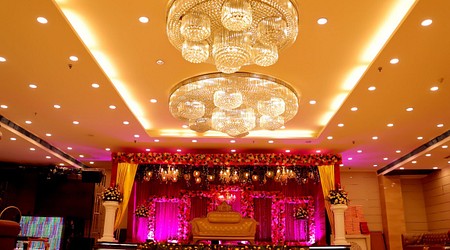 Birthday party at Le Diamonds Shahdara