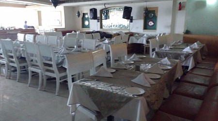 Moti Mahal Delux | Banquet Halls in South Extension, Delhi