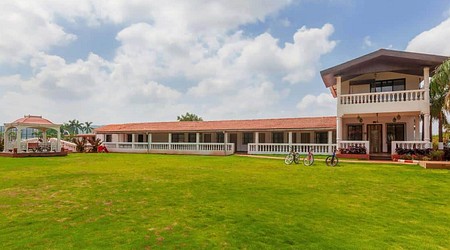 Farm 7546 | Farmhouse in Sector 37, Faridabad