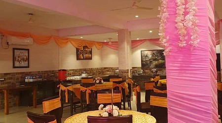 Bollywood Theme Party at HOtel Gracia Golf