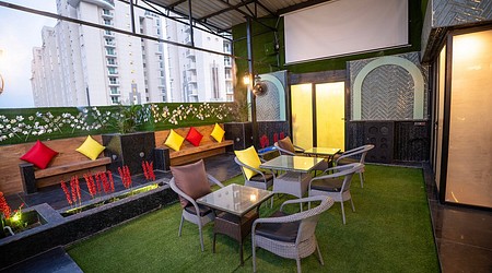 House 5566 | Villas in Golf Course Road, Gurgaon