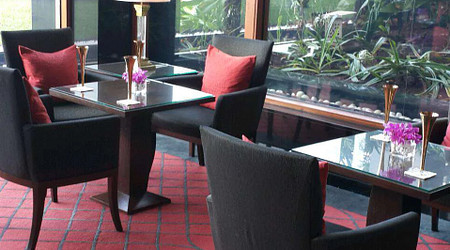 Bollywood Theme Party at the champagne lounge - the oberoi mumbai