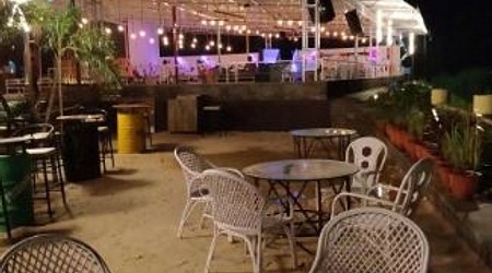 cafe co2 resto lounge a perfect corporate party place