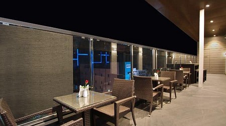chameleon lounge bar a perfect corporate party place