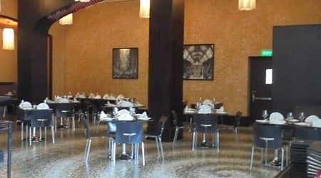 connexions - crowne plaza a perfect corporate party place