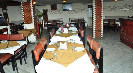 crystal restaurant and bar a perfect corporate party place