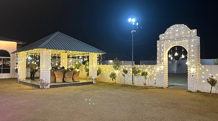 exclusive party packages of Ashoka Farm