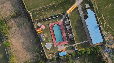 exclusive party packages of Farmhouse 233