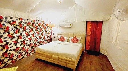 exclusive party packages of Farmhouse 3232