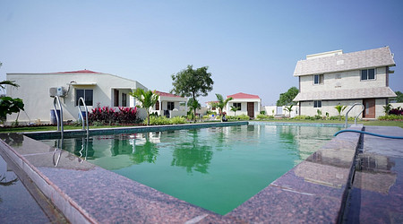 exclusive party packages of Farmhouse 4848
