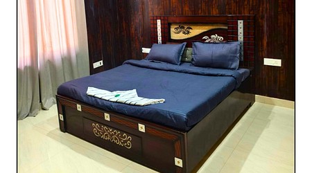 exclusive party packages of Farmhouse 6320 CN