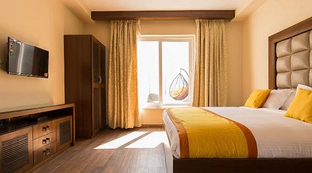 exclusive party packages of Farmhouse 7068 HYD 