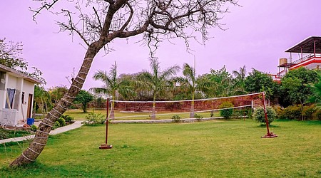 exclusive party packages of Farmhouse 7272