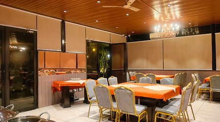 exclusive party packages of Harris Court
