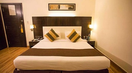 exclusive party packages of Hotel Crossroads