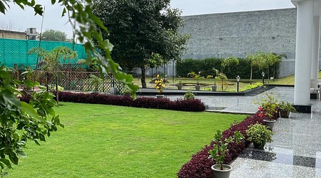 exclusive party packages of Ratiram Farm