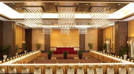 exclusive party packages of The Retreat Hotel