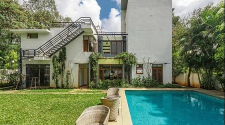 Farmhouse 900 BA a perfect corporate party place