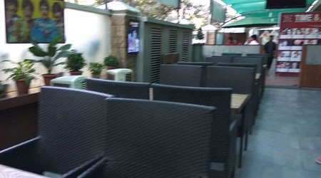 fingers cross a perfect corporate party place