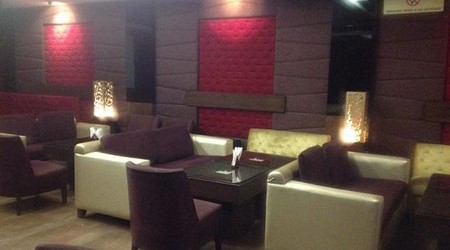 hangout - lounge bar a perfect corporate party place
