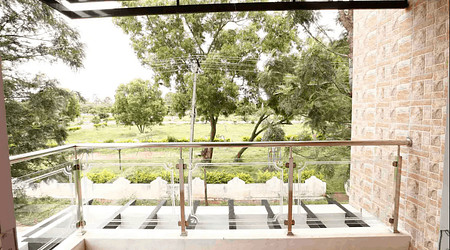 House 2254 BA a perfect corporate party place