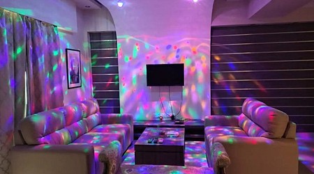 House 553 a perfect corporate party place