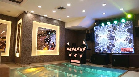 Interior Decor of Azalea Banquet