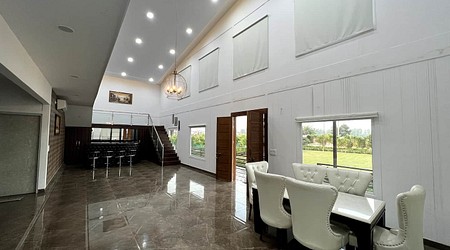 Interior Decor of Farmhouse 2324